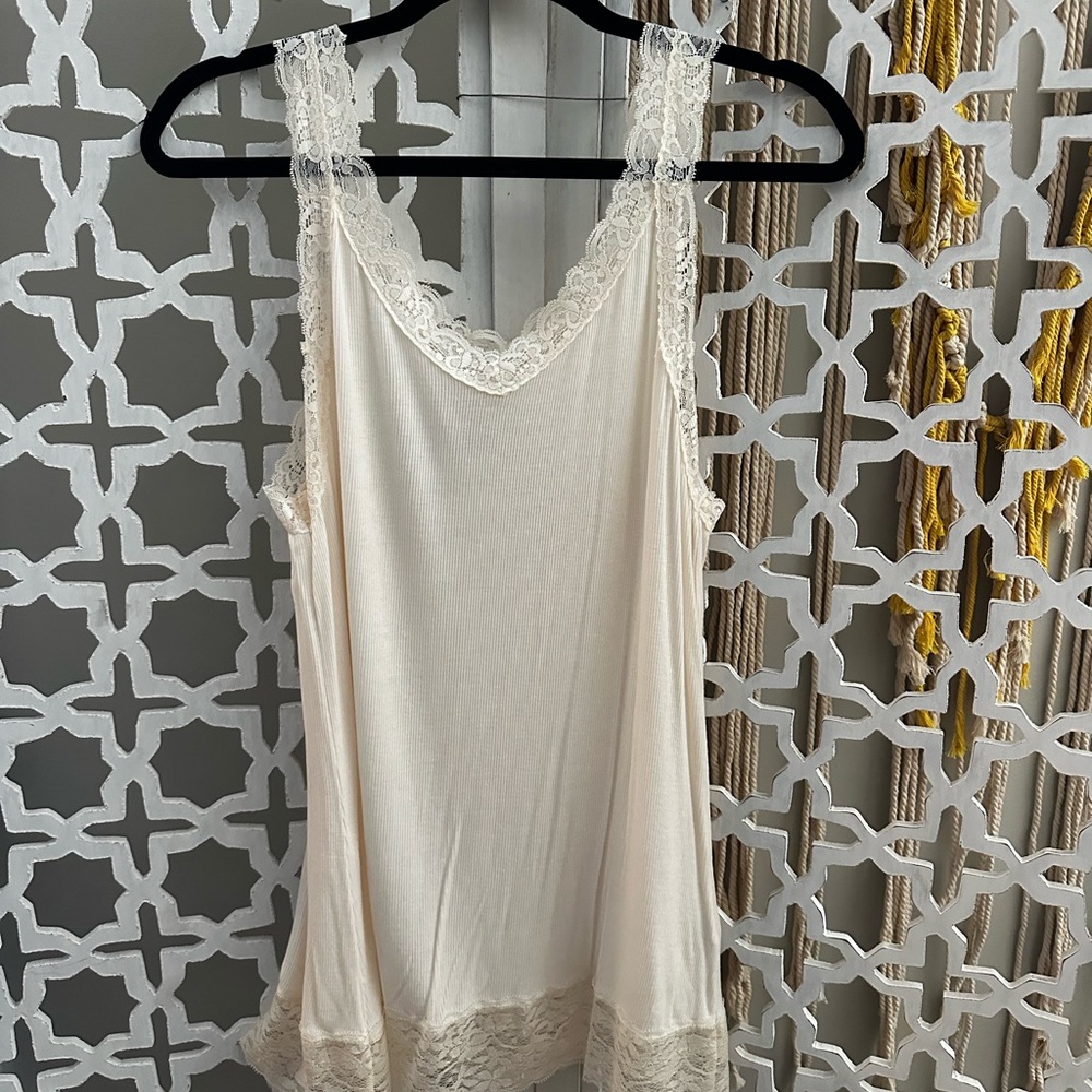 Knox Rose Cream Lace Trim Tank Top